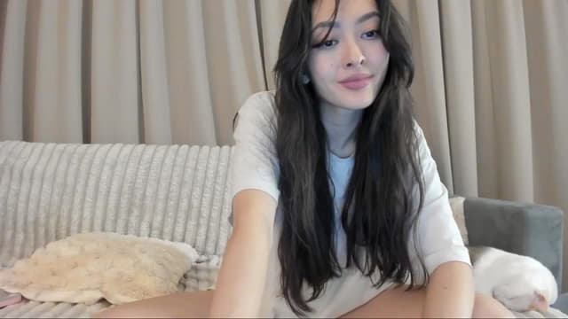 Gallery image thumbnail from Vikki's myfreecams stream on, 12/10/2024, 01:50 image 16 of 20