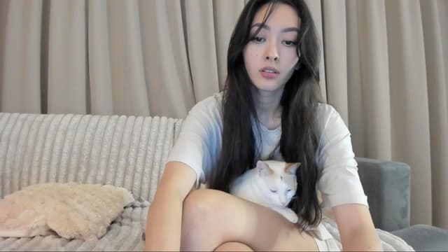 Gallery image thumbnail from Vikki's myfreecams stream on, 12/10/2024, 01:50 image 8 of 20