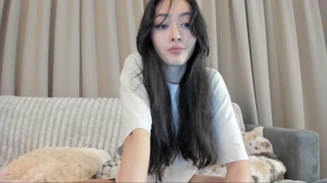 Gallery image thumbnail from Vikki's myfreecams stream on, 12/10/2024, 01:50 image 3 of 20