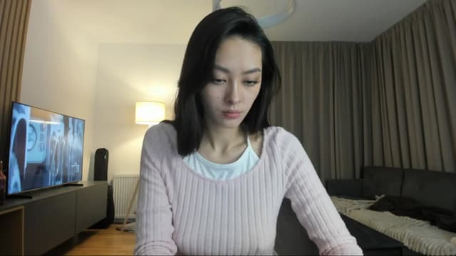Gallery image thumbnail from Vikki's myfreecams stream on, 12/19/2024, 01:20 image 6 of 20