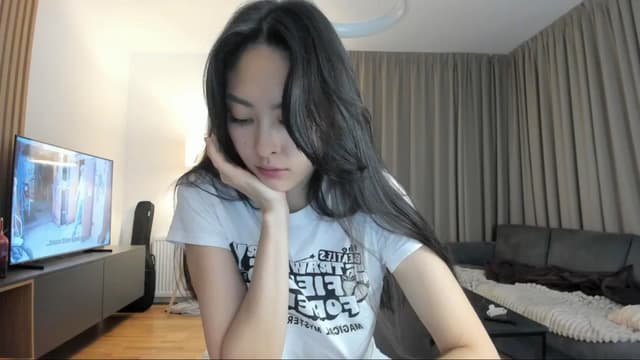Gallery image thumbnail from Vikki's myfreecams stream on, 12/20/2024, 01:27 image 6 of 20