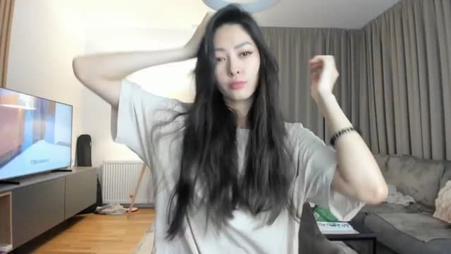 Gallery image thumbnail from Vikki's myfreecams stream on, 01/22/2025, 23:09 image 15 of 20