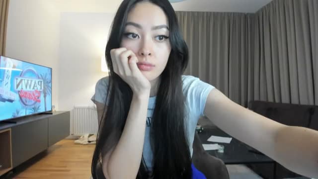 Gallery image thumbnail from Vikki's myfreecams stream on, 02/01/2025, 24:13 image 4 of 20