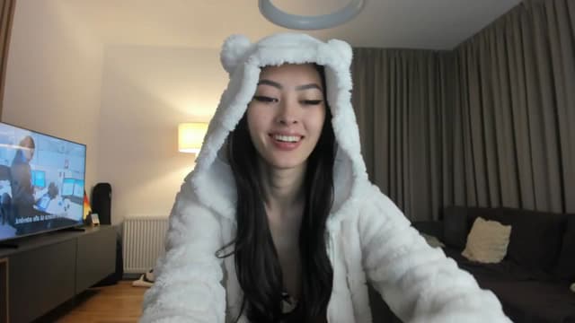 Gallery image thumbnail from Vikki's myfreecams stream on, 02/24/2025, 01:04 image 13 of 20