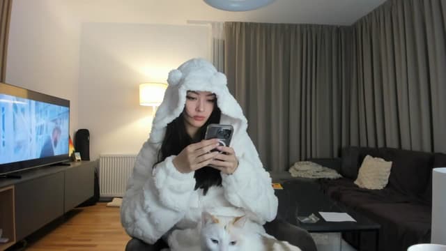 Gallery image thumbnail from Vikki's myfreecams stream on, 02/24/2025, 01:04 image 1 of 20
