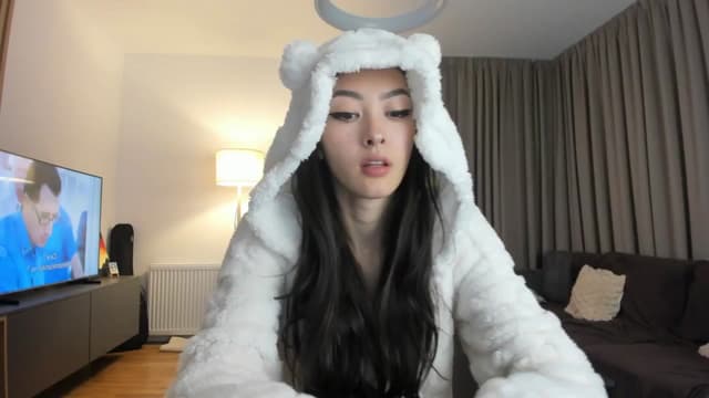 Gallery image thumbnail from Vikki's myfreecams stream on, 02/24/2025, 01:04 image 9 of 20