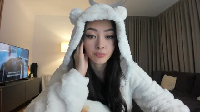 Gallery image thumbnail from Vikki's myfreecams stream on, 02/24/2025, 01:04 image 8 of 20