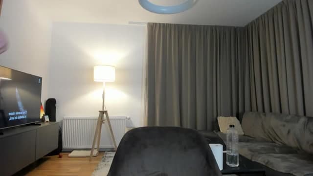 Gallery image thumbnail from Vikki's myfreecams stream on, 02/25/2025, 24:54 image 3 of 20