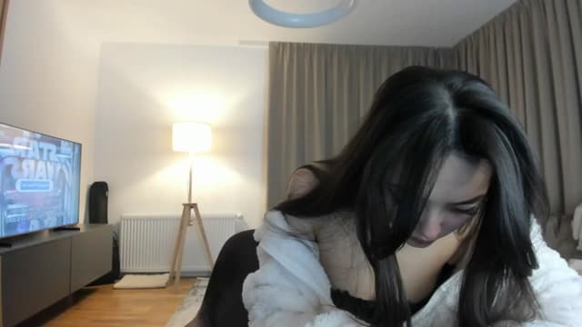 Gallery image thumbnail from Vikki's myfreecams stream on, 03/03/2025, 24:03 image 5 of 20