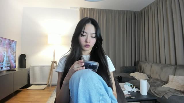 Gallery image thumbnail from Vikki's myfreecams stream on, 03/09/2025, 01:33 image 6 of 20