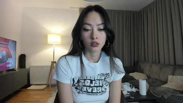 Gallery image thumbnail from Vikki's myfreecams stream on, 03/09/2025, 01:33 image 17 of 20