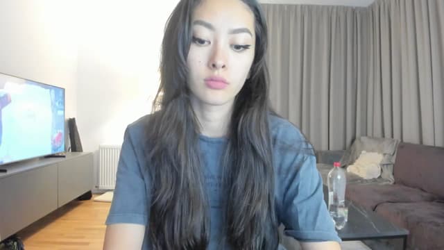 Gallery image thumbnail from Vikki's myfreecams stream on, 04/13/2025, 22:14 image 5 of 20