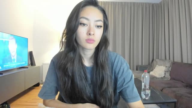 Gallery image thumbnail from Vikki's myfreecams stream on, 04/13/2025, 22:14 image 14 of 20