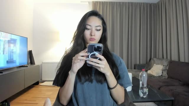 Gallery image thumbnail from Vikki's myfreecams stream on, 04/13/2025, 22:14 image 20 of 20