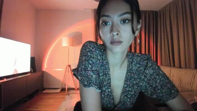 Gallery image thumbnail from Vikki's myfreecams stream on, 04/21/2025, 23:57 image 10 of 20
