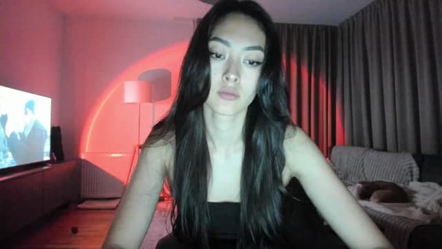 Gallery image thumbnail from Vikki's myfreecams stream on, 04/28/2025, 24:23 image 15 of 20