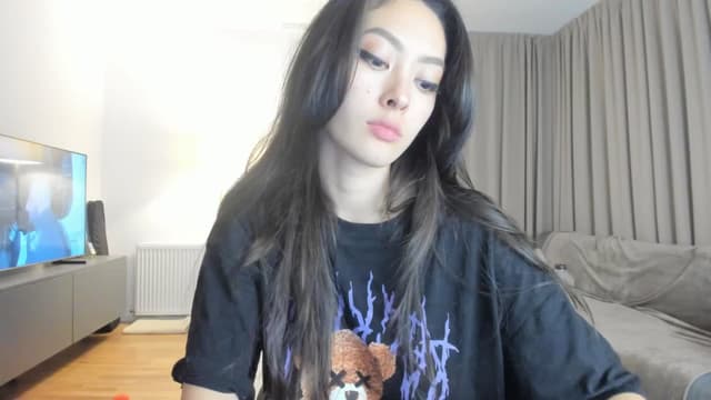 Gallery image thumbnail from Vikki's myfreecams stream on, 06/01/2025, 23:46 image 12 of 20