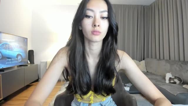 Gallery image thumbnail from Vikki's myfreecams stream on, 07/09/2025, 24:24 image 13 of 20