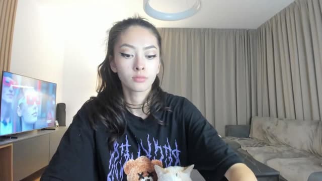 Gallery image thumbnail from Vikki's myfreecams stream on, 07/20/2025, 22:37 image 7 of 20