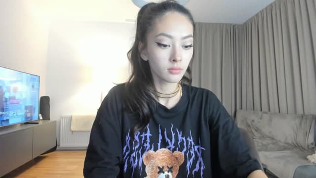 Gallery image thumbnail from Vikki's myfreecams stream on, 07/20/2025, 22:37 image 1 of 20