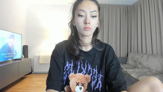 Gallery image thumbnail from Vikki's myfreecams stream on, 07/20/2025, 22:37 image 12 of 20