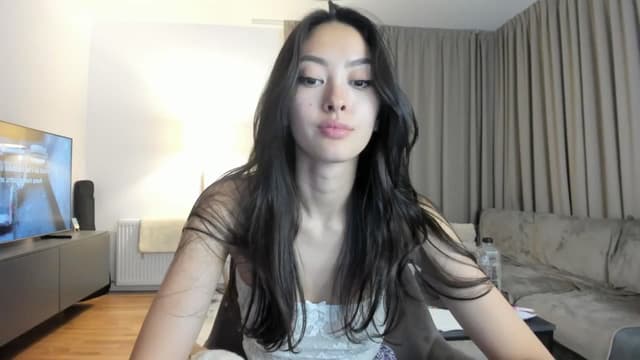 Gallery image thumbnail from Vikki's myfreecams stream on, 07/23/2025, 23:36 image 19 of 20