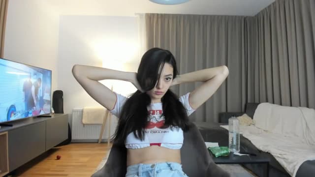 Gallery image thumbnail from Vikki's myfreecams stream on, 08/11/2025, 23:47 image 5 of 20