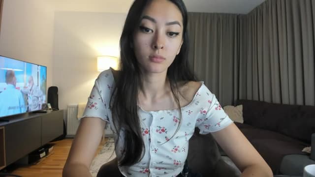 Gallery image thumbnail from Vikki's myfreecams stream on, 08/22/2025, 23:25 image 6 of 20