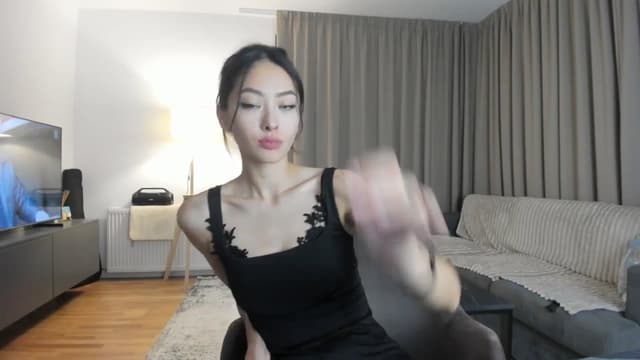 Gallery image thumbnail from Vikki's myfreecams stream on, 09/05/2025, 23:50 image 11 of 20