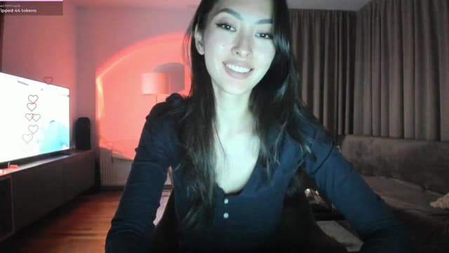 Gallery image thumbnail from Vikki's myfreecams stream on, 09/27/2025, 24:07 image 8 of 20