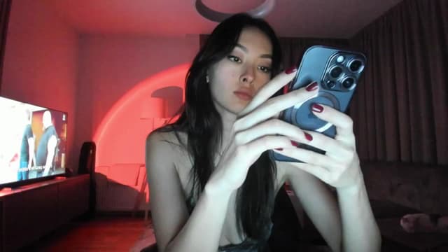 Gallery image thumbnail from Vikki's myfreecams stream on, 10/10/2025, 23:13 image 17 of 20