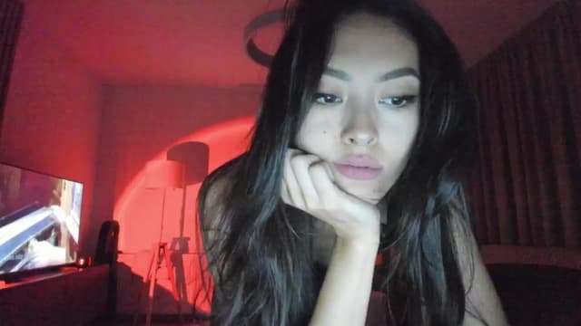 Gallery image thumbnail from Vikki's myfreecams stream on, 10/31/2025, 24:04 image 4 of 20