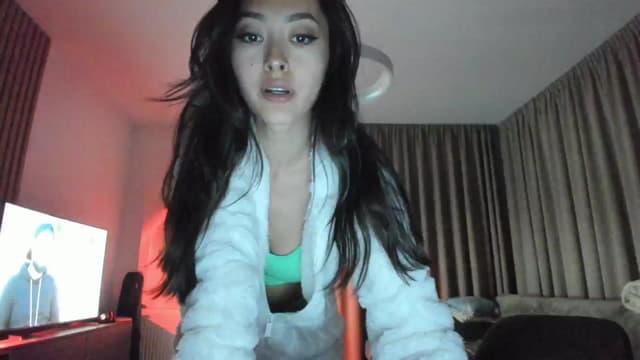 Gallery image thumbnail from Vikki's myfreecams stream on, 11/11/2025, 24:50 image 9 of 20