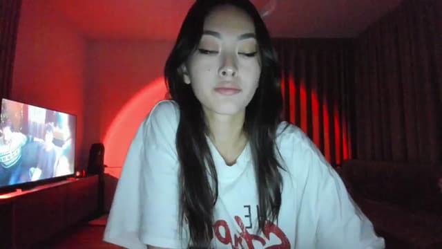 Gallery image thumbnail from Vikki's myfreecams stream on, 11/13/2025, 23:31 image 18 of 20