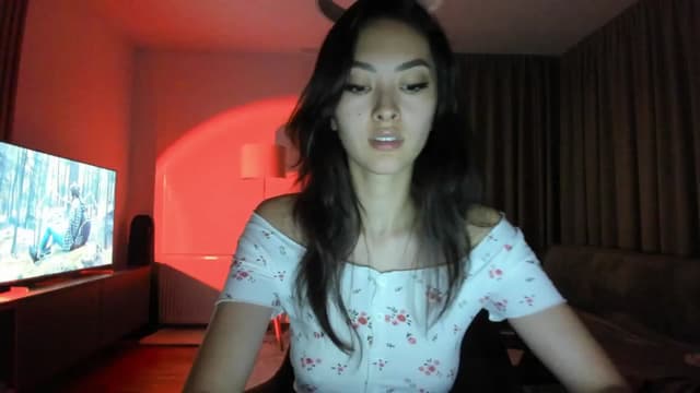 Gallery image thumbnail from Vikki's myfreecams stream on, 11/26/2025, 24:36 image 10 of 20