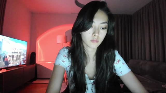 Gallery image thumbnail from Vikki's myfreecams stream on, 11/26/2025, 24:36 image 6 of 20