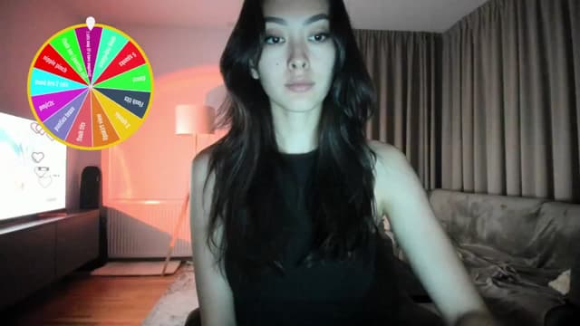 Gallery image thumbnail from Vikki's myfreecams stream on, 11/28/2025, 01:19 image 8 of 20