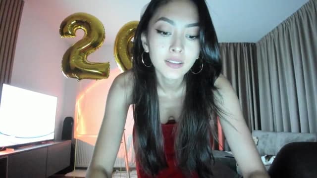Gallery image thumbnail from Vikki's myfreecams stream on, 12/05/2025, 01:08 image 3 of 20