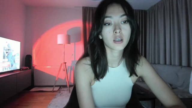 Gallery image thumbnail from Vikki's myfreecams stream on, 12/18/2025, 24:24 image 7 of 20
