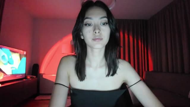 Gallery image thumbnail from Vikki's myfreecams stream on, 12/22/2025, 24:03 image 4 of 20