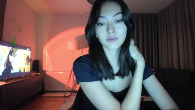 Gallery image thumbnail from Vikki's myfreecams stream on, 12/29/2025, 24:03 image 6 of 20