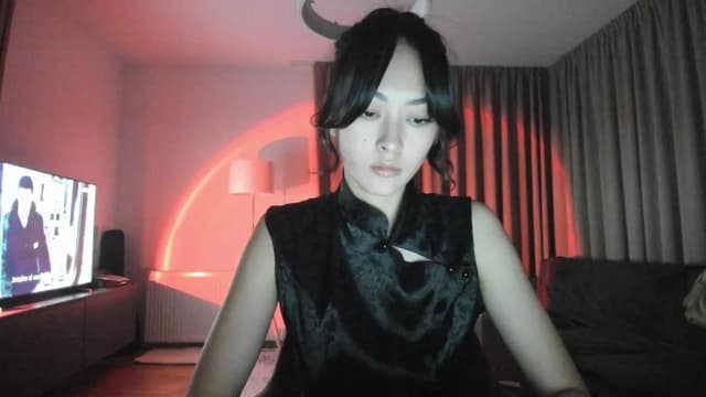 Gallery image thumbnail from Vikki's myfreecams stream on, 01/05/2026, 24:00 image 18 of 20
