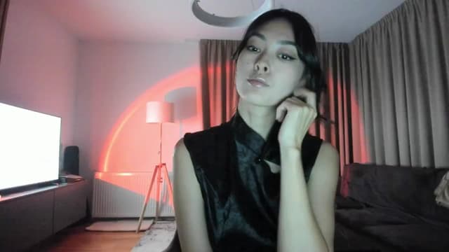 Gallery image thumbnail from Vikki's myfreecams stream on, 01/05/2026, 24:00 image 17 of 20
