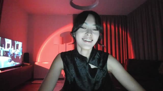 Gallery image thumbnail from Vikki's myfreecams stream on, 01/05/2026, 24:29 image 16 of 20