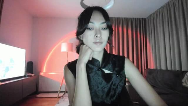 Gallery image thumbnail from Vikki's myfreecams stream on, 01/05/2026, 24:29 image 1 of 20