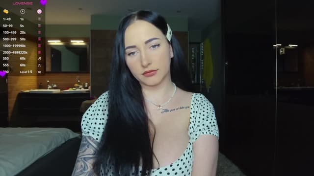 Gallery image thumbnail from Yulia's myfreecams stream on, 04/15/2026, 19:48 image 14 of 20