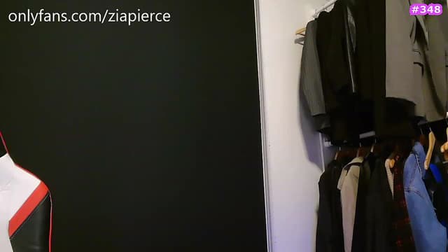 Gallery image thumbnail from Zia_P's myfreecams stream on, 07/24/2023, 03:40 image 10 of 20