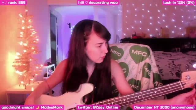 Gallery image thumbnail from Zobot's myfreecams stream on, 12/18/2024, 06:39 image 11 of 20