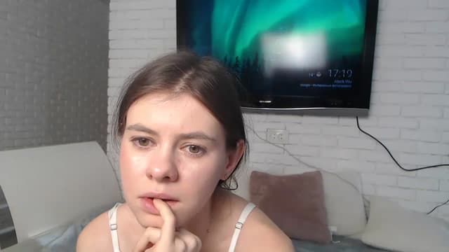 Gallery image thumbnail from ZoeMI's myfreecams stream on, 03/27/2023, 14:35 image 10 of 20