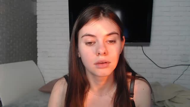 Gallery image thumbnail from ZoeMI's myfreecams stream on, 05/01/2023, 10:03 image 4 of 20